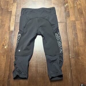 Lululemon Womens Black Ruched‎ Stretchable Capri Leggings Size 4
